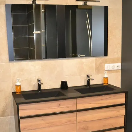 Alex'Capade Apartment Cours (Rhone)